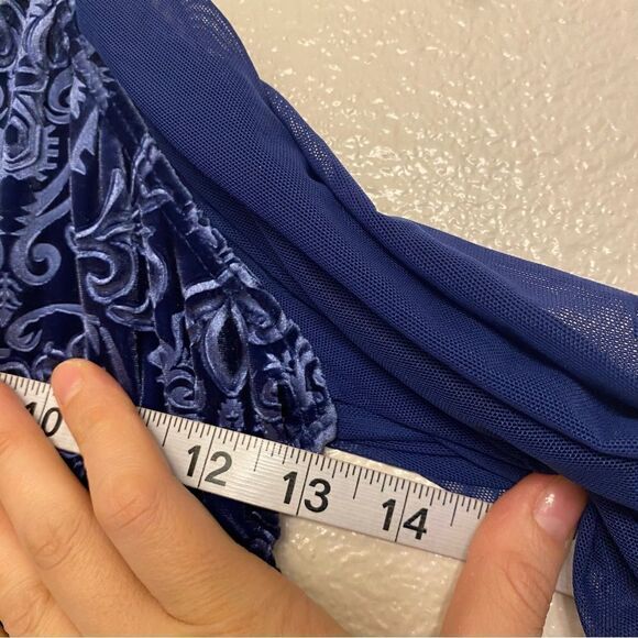 WEISSMAN Dance costume blue poet sleeve velvet burnout Heathens 10861 MC 10/12 - Picture 5 of 9